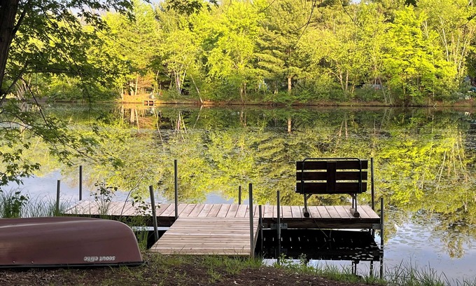 Mauston House | Dogs Welcome! Lake House. Close to Dells!