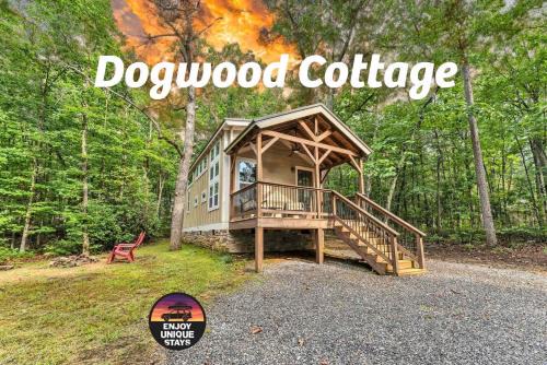 Trenton House | Dogwood Cottage with Private Fire Pit & Sleeps 6