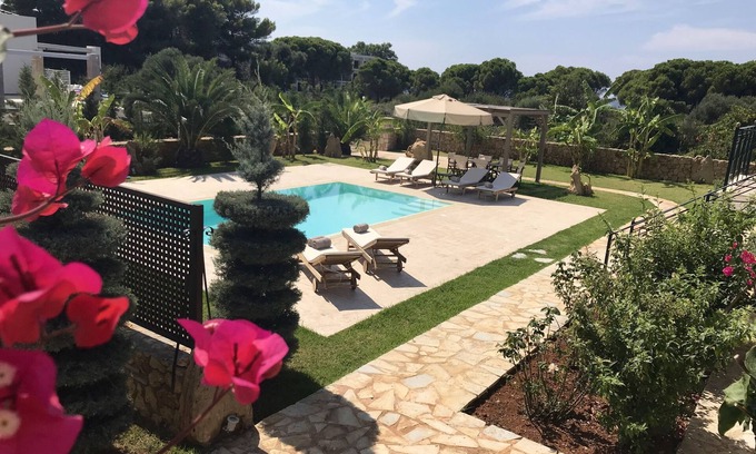 Svoronata House | Dolce Vita West