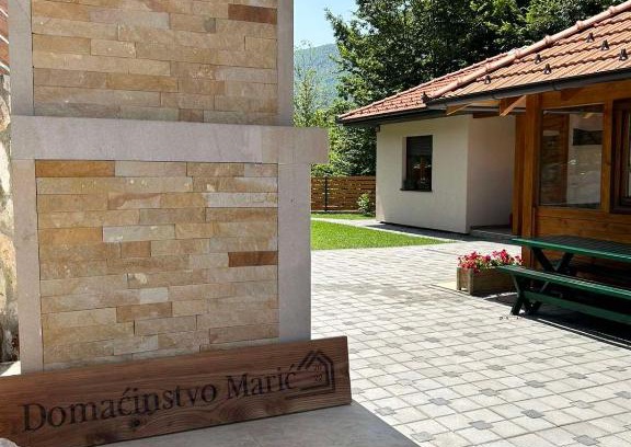 Central Serbia Apartment | Domaćinstvo Marić