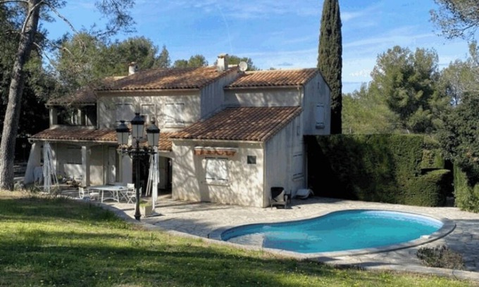 Montferrier-sur-Lez House | Domaine de la Pinède