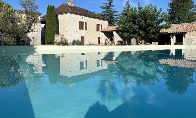 Belmontet House | Domaine des Pierres Blanches