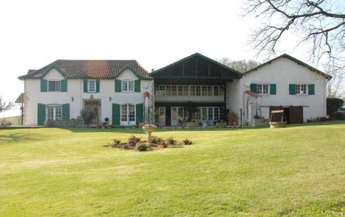 Aignan Bed & Breakfast | Domaine Sainte Barthe, entre Marciac et Nogaro