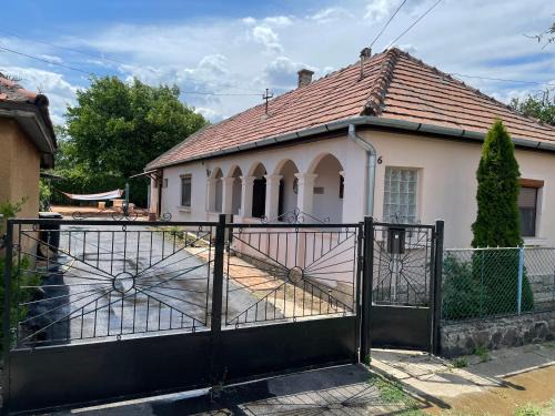 Golop Apartment | Dombos Vendégház