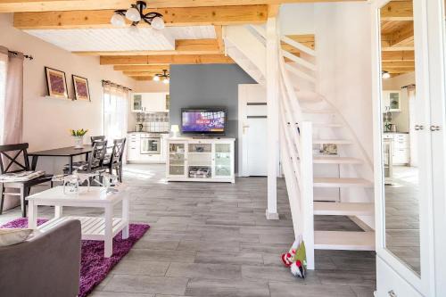 Kolczyglowy House | Domek A 171 Koronkowy- Kaszubska Ostoja