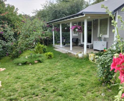 Wiselka House | Domek nad jeziorem, a morze w gratisie