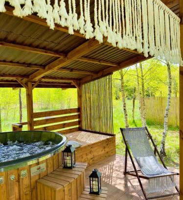 Radzymin House | Domek nad Zegrzem z prywatnym jacuzzi