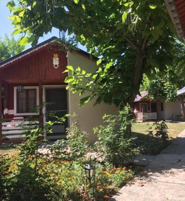 Atel Bed & Breakfast | Domeniul Paradisului Relax&Fun