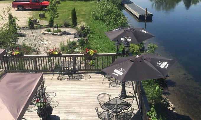 Minden Hills Hotel | Dominion Hotel