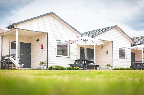 Bobolin House | Domki Neptun Bobolin