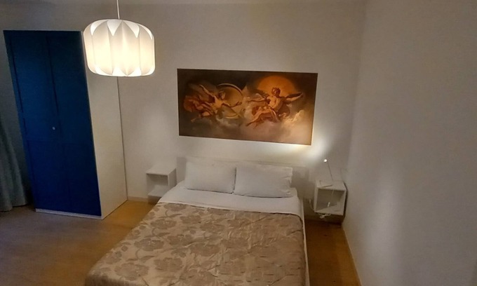 Appio Latino Apartment | Domus Appio Latino Accogliente Appartamento Adiacente Metro e Parco Appia Antica
