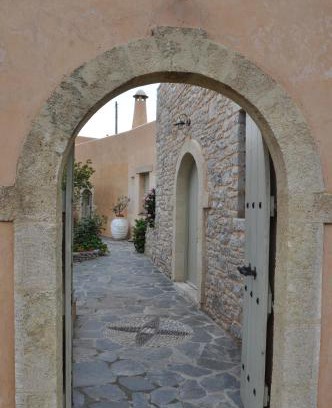 Kithira House | Domus Arch Stone House