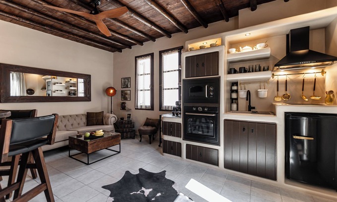 Naxos Apartment | Domus Castrum