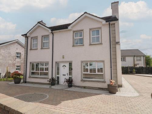 Carndonagh House | Donagh Cross Town House