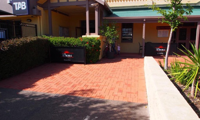 Dongara Hotel | Dongara Hotel Motel