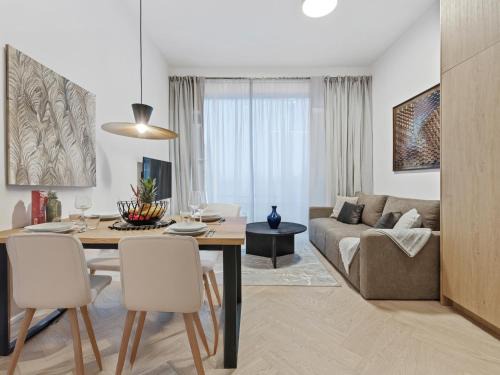 Roßau Apartment | Door No 5 by GT7 Hospitality