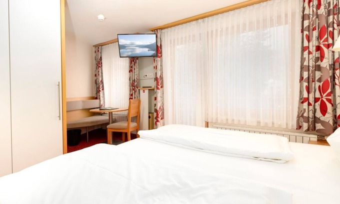 Altfinkenstein House | Doppelzimmer Komfort - Finkensteiner Hof, Dion Hotels & Resorts Gmbh