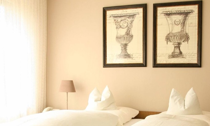 Donaueschingen Apartment | Doppelzimmer Classic mit Dusche und WC
