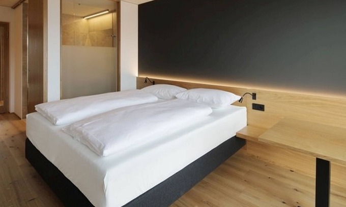 Noerdlingen Apartment | Doppelzimmer Classic 21,5 qm mit Dusche und WC