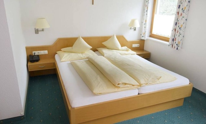 Buchboden Bed & Breakfast | Doppelzimmer Standard mit Frühstück - Café Pension "zum Jäger" Superior