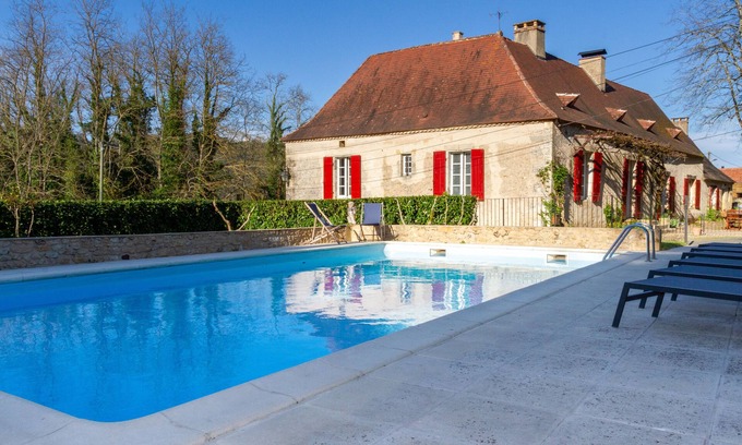 Cales House | DordogneView Maison de maître facing the Dordogne river