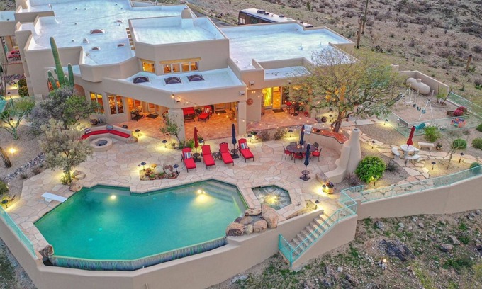 Cave Creek House | Double D Ranch- Heated Pool, Hot Tub & Endless Views!
