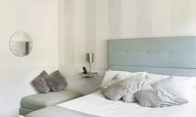 Santo Stefano Belbo Villa | Double room-Standard-Private Bathroom-Garden view-Camera Uno