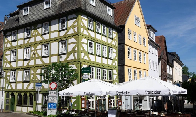 Marburg Apartment | Double room 18 with bathroom - Gartenlaube Marburg