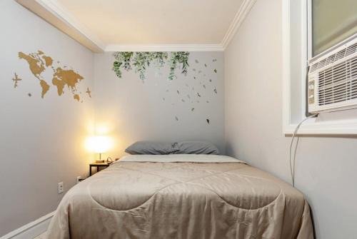 Central New York City House | Double Room at a shared Apartment near Times Square