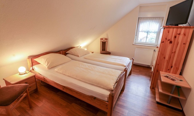 Meppen Apartment | Double room for 2 guests with 12m² in Meppen (95954)