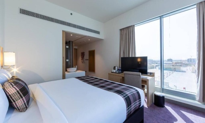 International City Apartment | Double Room Near China Mall Dubai