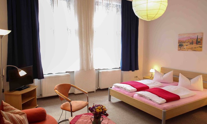 Dessau-Rosslau Apartment | Double room - Pension Siewert
