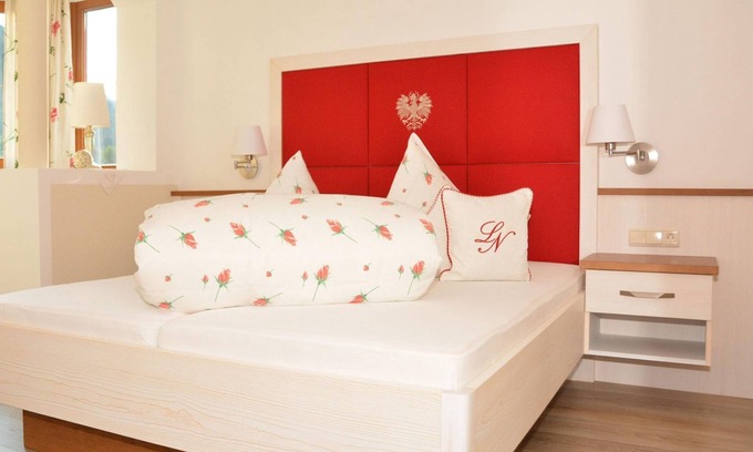Gries im Sellrain Apartment | Double room with shower od. Bath, toilet - Landhaus Notburga