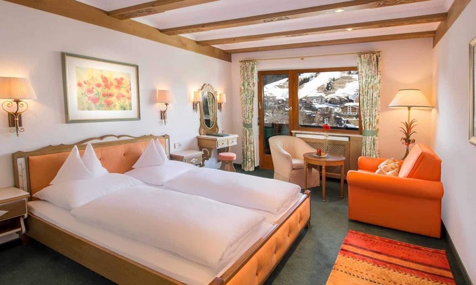 Lech am Arlberg Hotel | Double Room with Balcony - Hotel Kristberg