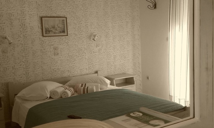 Ag. Georgios Apartment | Double Room with garden view