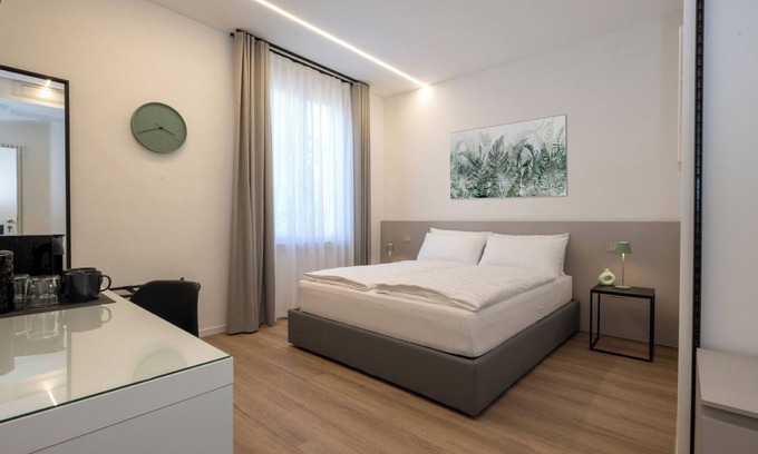 Trento House | Double room with private bathroom