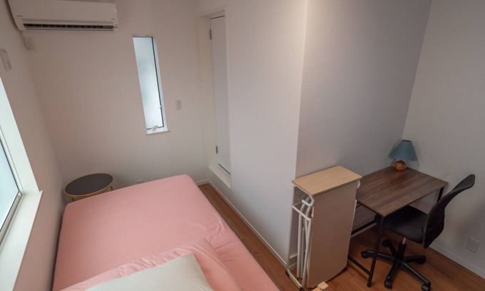 Kamakura House | Double Room with Shower West Min 1 female in the guest - Kamakura International House/Kamakura Kanagawa