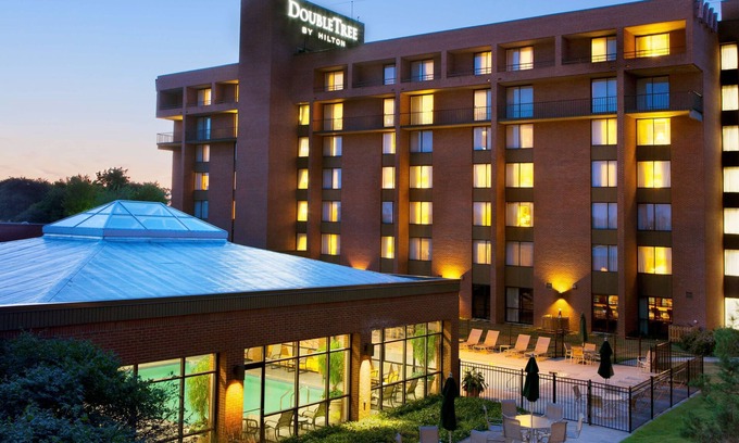 East Syracuse Hotel | DoubleTree by Hilton Hotel Syracuse