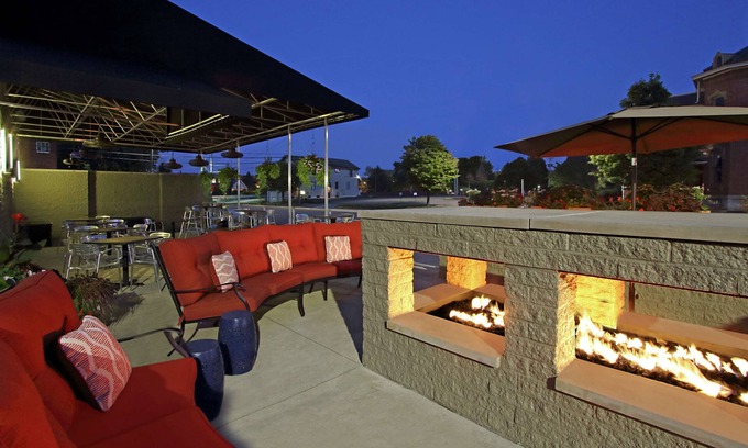 Newark Hotel | DoubleTree by Hilton Hotel Newark Ohio