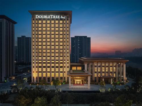 Longting District Hotel | Doubletree By Hilton Kaifeng