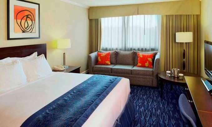 Norwalk Hotel | DoubleTree by Hilton Norwalk