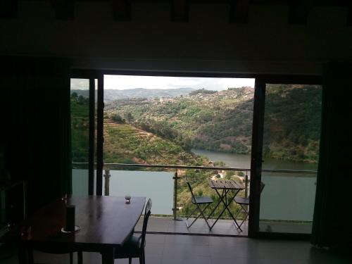 Resende House | Douro Balcony