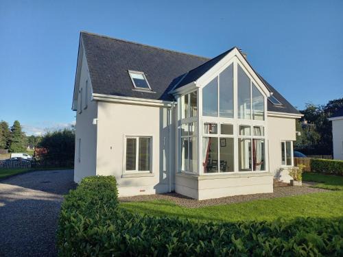 Enniskillen House | Dovecote Lodge on the 5 star Lough Erne Resort