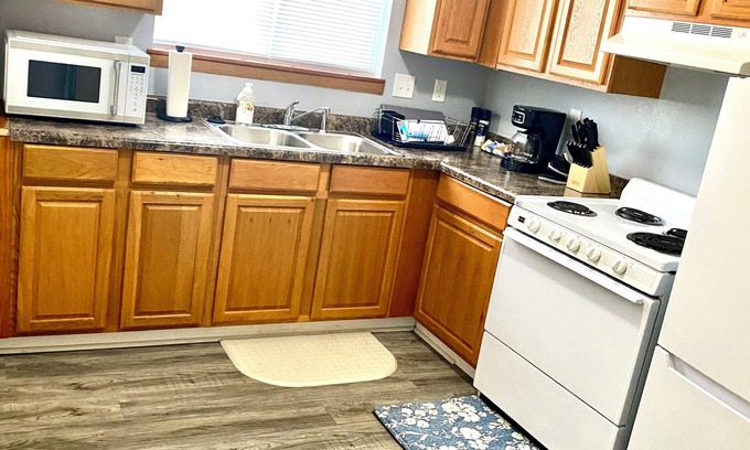 Cedar Rapids - Iowa City Apartment | Downtown 1-bedroom apartment Cedar Rapids