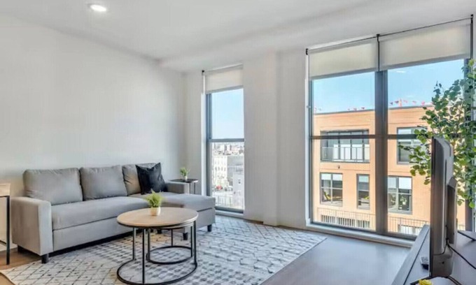 Pendleton Apartment | Downtown 2 Bedrooms – Steps from Dining & Offices