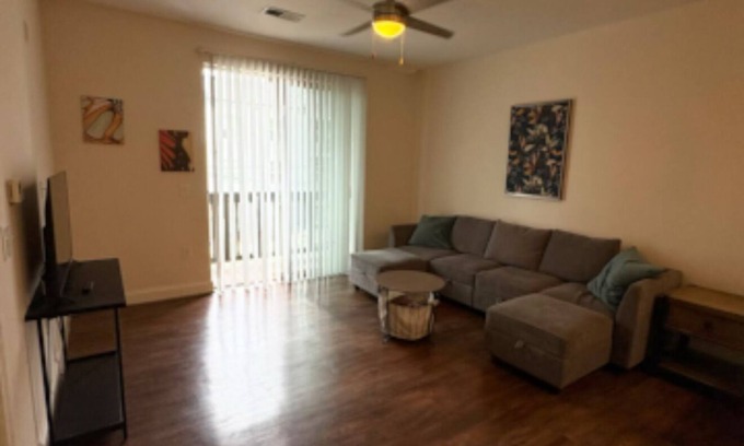 Plaza Midwood Apartment | Downtown Apartment Plaza Midwood