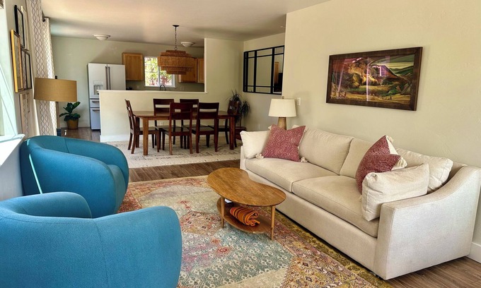 Carbondale House | Downtown Carbondale Duplex with Enclosed Yard, no cleaning fee