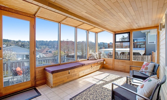 Gig Harbor Cottage | Downtown cottage with yard, deck, grill, sunroom, & WiFi - walk to town