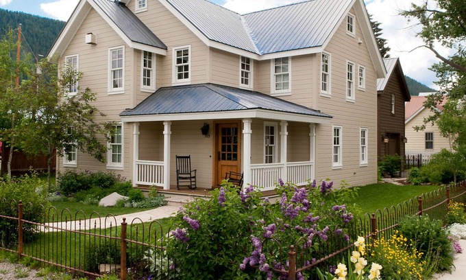 Crested Butte House | Downtown Crested Butte's Finest