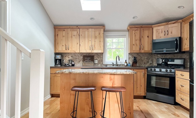 Douglas House | Downtown Douglas-Craftsman Charm-Sleeps 6